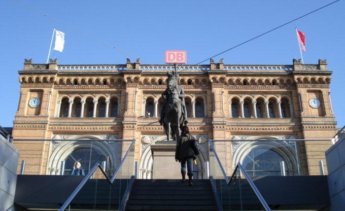 hauptbahnhof_hannover_finzoll_28-01-2007.jpg